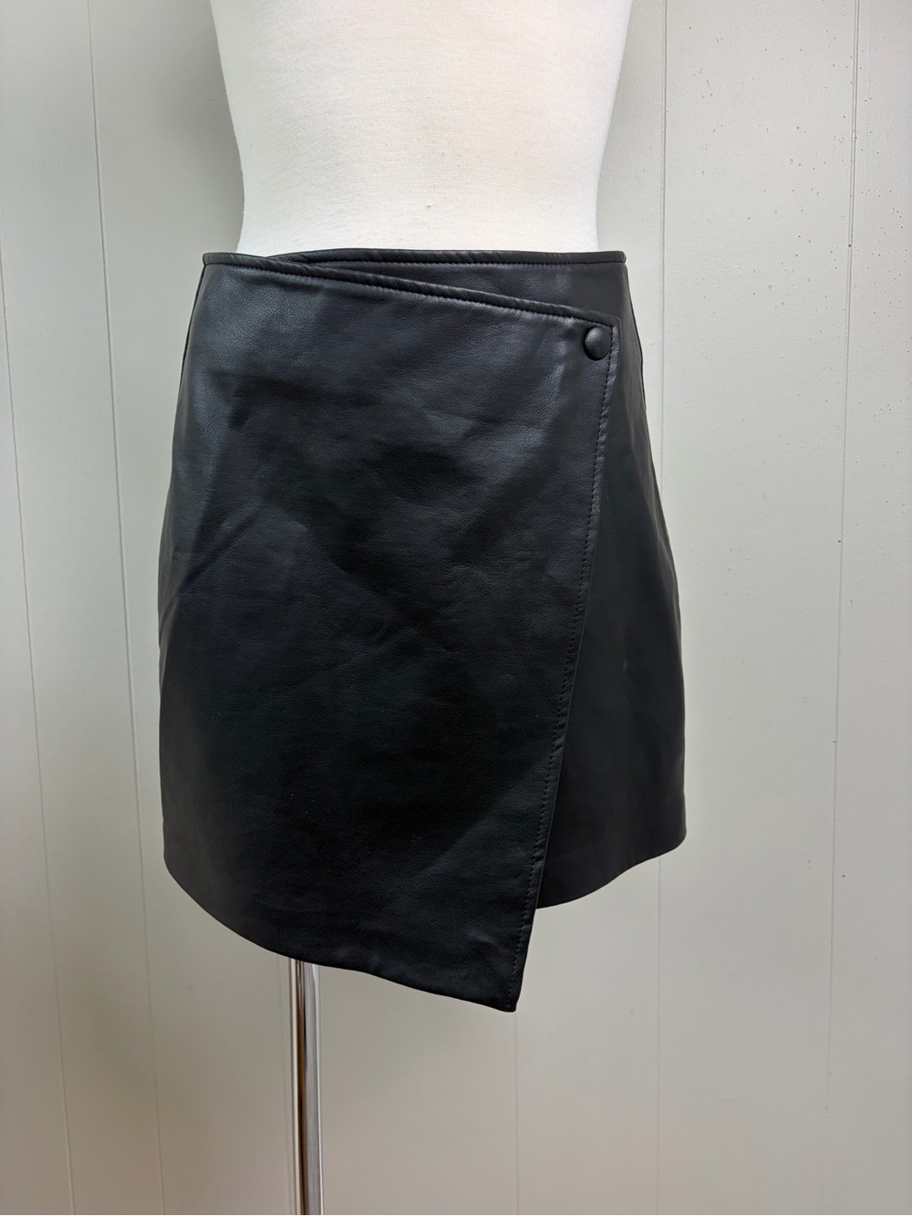 NWT BLANKNYC Black Faux Leather Asymmetrical Wrap Mini Skirt Size 26